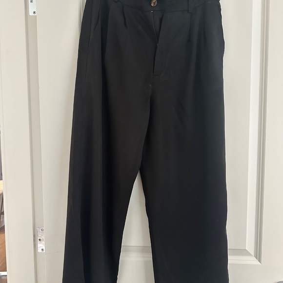 Reformation Size 4 Mason Cropped Pant Size 4 Black - Picture 4 of 4